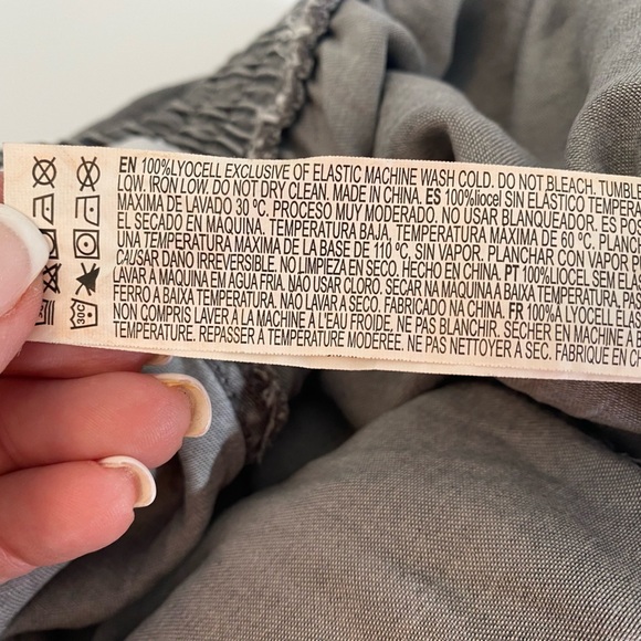 Forever 21 Faded Style Drawstring Shorts Size L - Picture 5 of 5